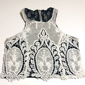 Olivaceous Lace Crop Top - Black and White